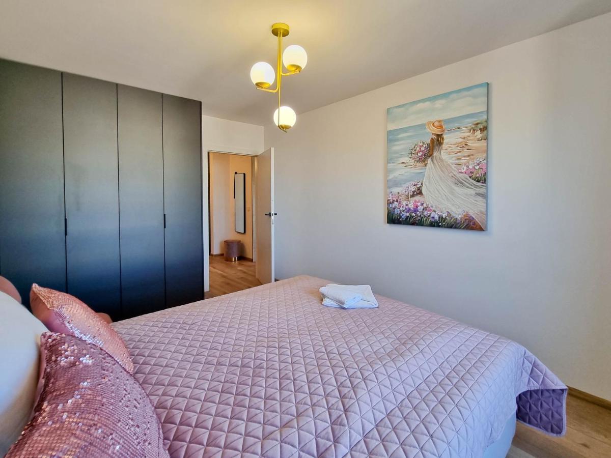 Апартаменты Visit Baltic - Sun Towers -2 Sypialnie - Parking Inklusive Свиноуйсьце Экстерьер фото